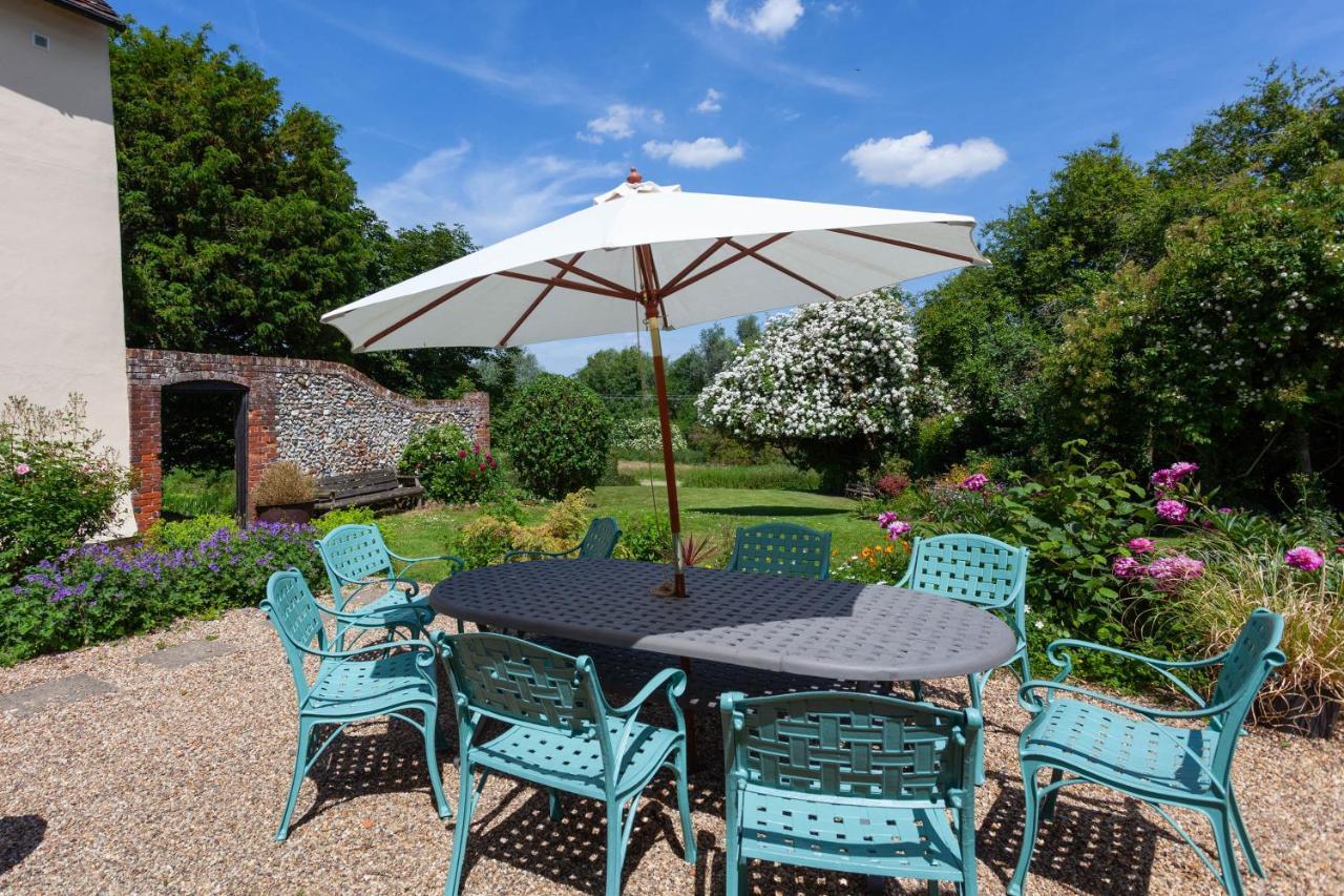 Pounce Hall -Stunning Historic Home In Rural Essex Saffron Walden Exterior foto